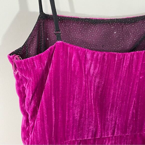 NWT SAYLOR Aurelie Pink Velvet Mini Dress Size XS - Picture 6 of 11
